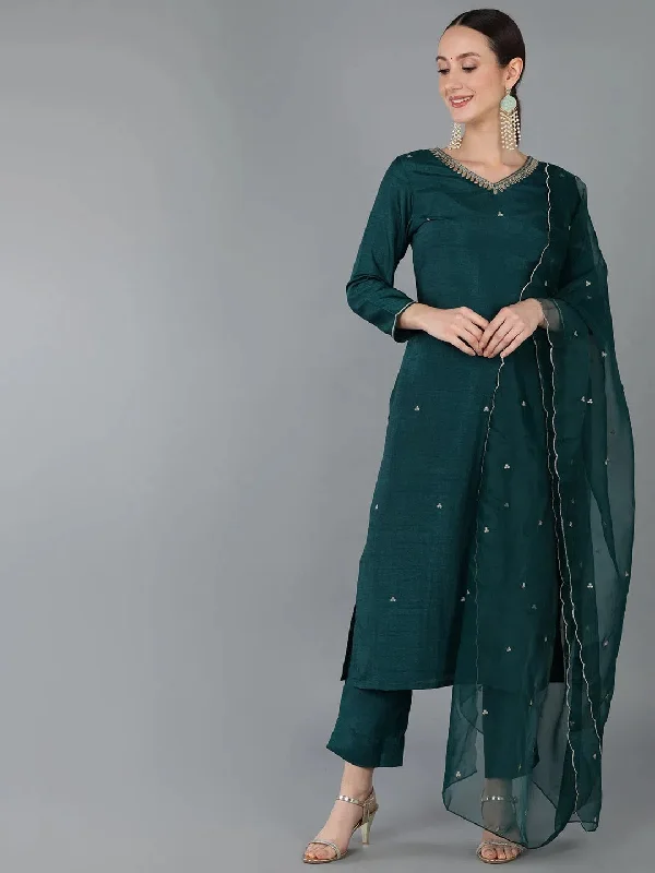 Ahika Women Silk Blend Solid Embroidered Kurta