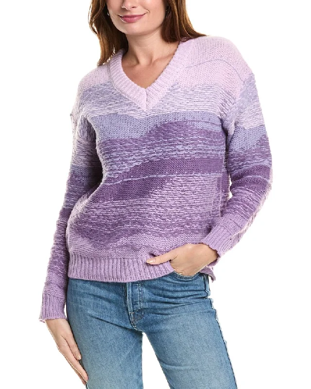 FATE V-Neck SweaterCollege Knit Tops