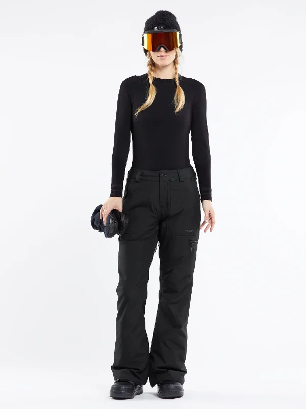 Womens Knox Insulated Gore-Tex Pants - BlackCrewneck Knit Tops