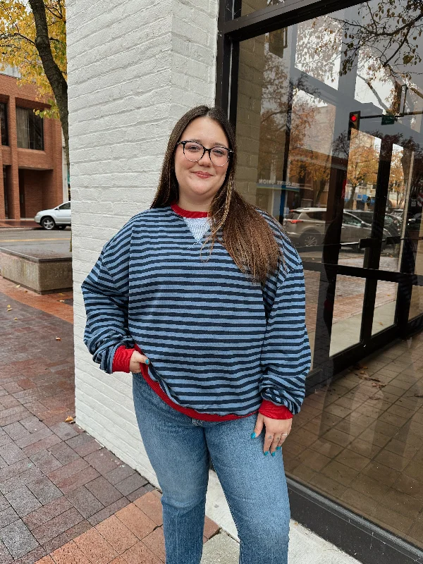 The Striped Crewneck Sweatshirt in NavyHigh-Fashion Sweatshirts