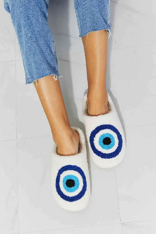 Plus size women's simple topsMMShoes Eye Plush Slipper