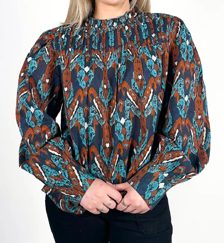 Malia Long Sleeve Top In Wedgwood