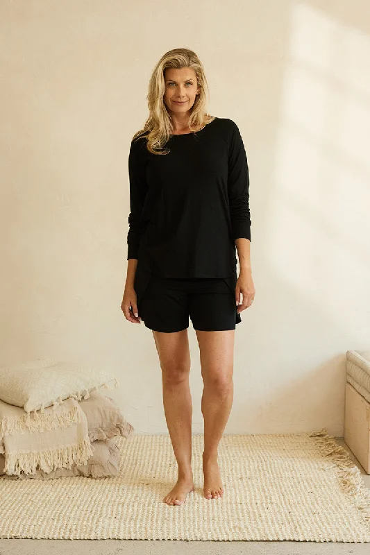 Relaxed Long Sleeve Top + Bermuda Short